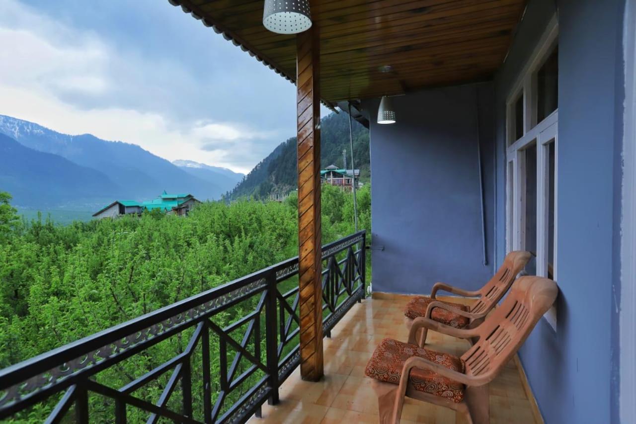 Grey Moustache 4Bhk Villa Manāli Exteriör bild