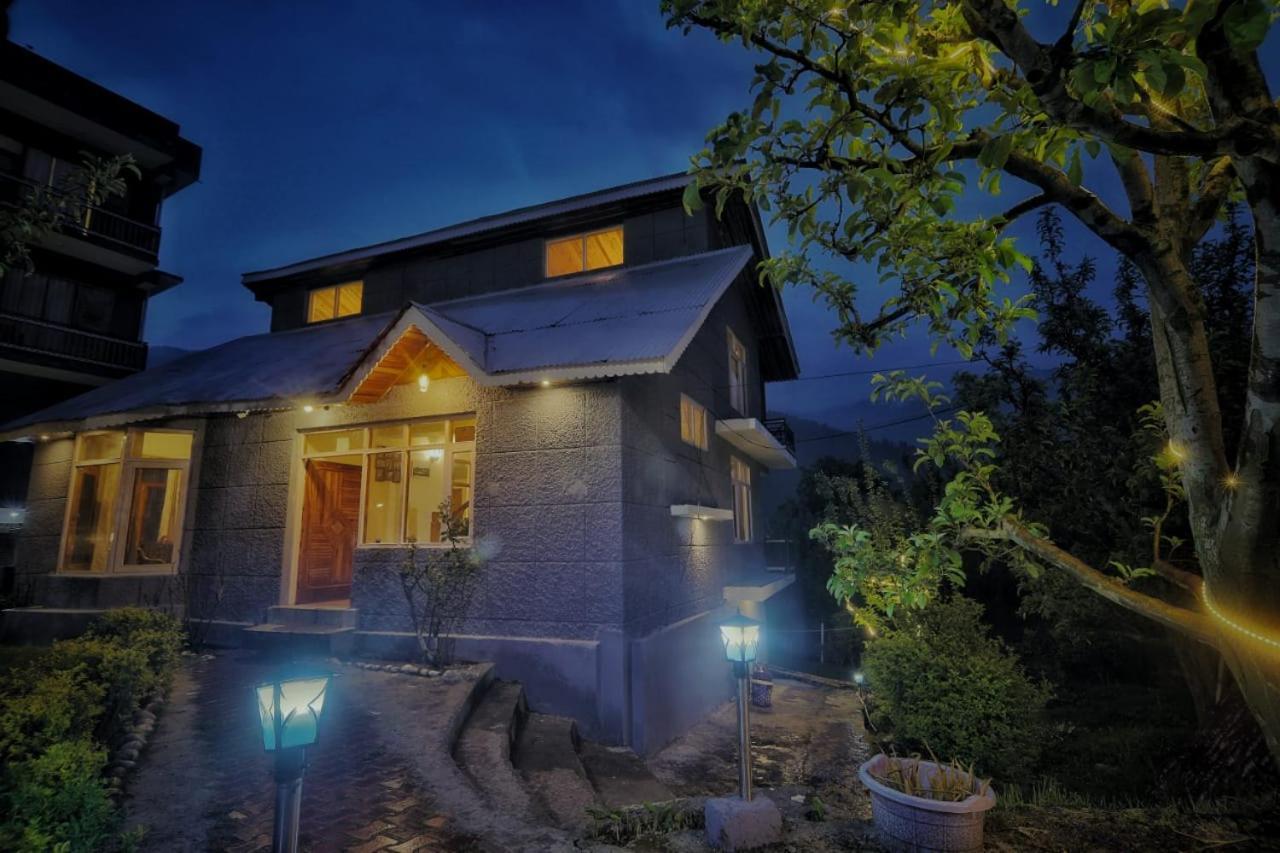 Grey Moustache 4Bhk Villa Manāli Exteriör bild