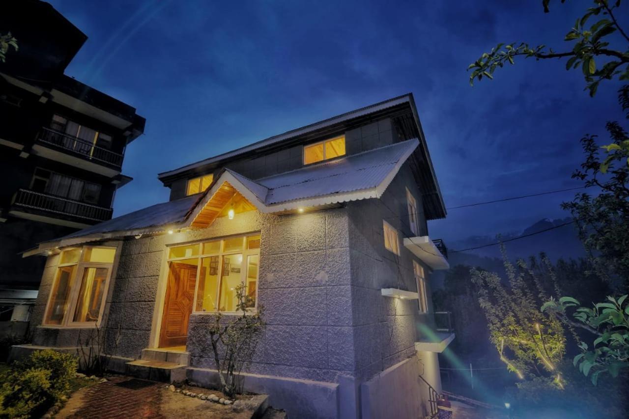 Grey Moustache 4Bhk Villa Manāli Exteriör bild